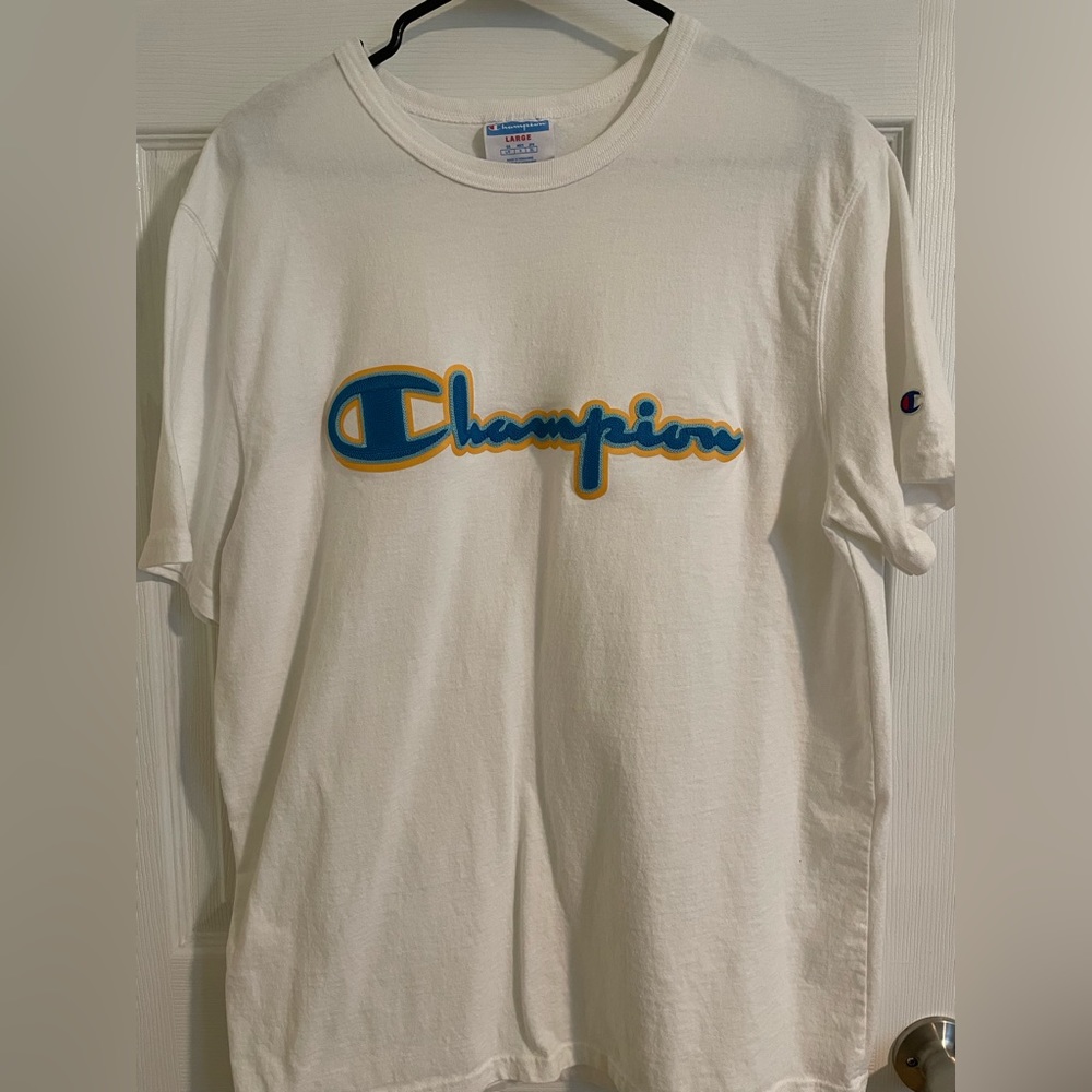 Champion Embroidered Logo T-Shirt Large